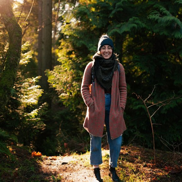 Meet your Posher, Casey - Picture 2 of 2